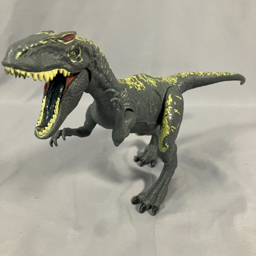 Mattel Jurassic Park‎ Dinosaur Action Figure Gray Yellow 2017